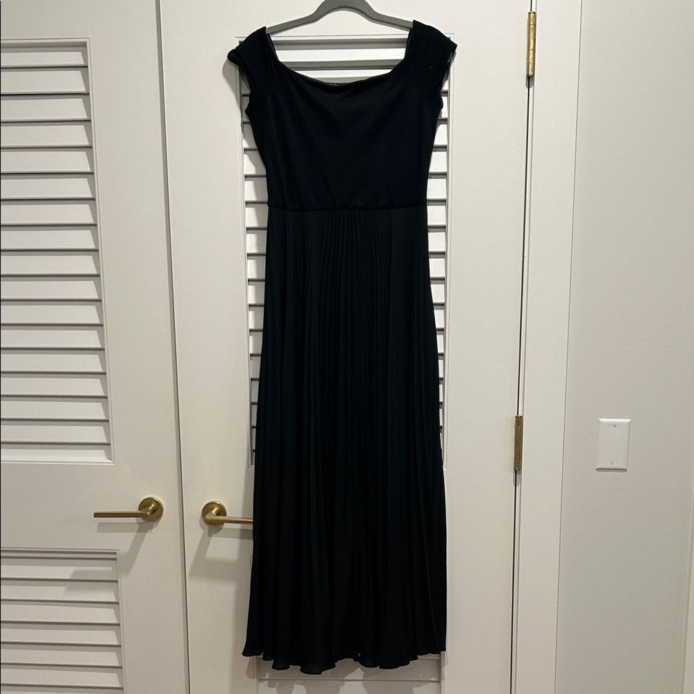 Alice + Olivia Elegant Black Evening Gown, Size 10